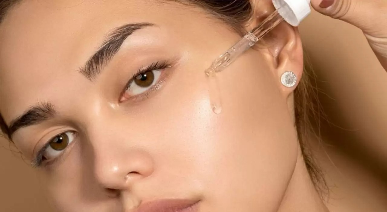 شفاف سازی پوست