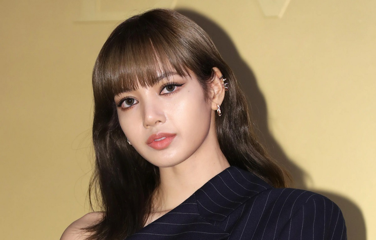 اصل جادویی آرایش جوان کننده صورت رو یاد بگیر ؛ 10 سال جوون تر از اونی که هستی شو ! | فروشگاه اینترنتی آراویرا جلوی موی چتری - آرایش جوان کننده