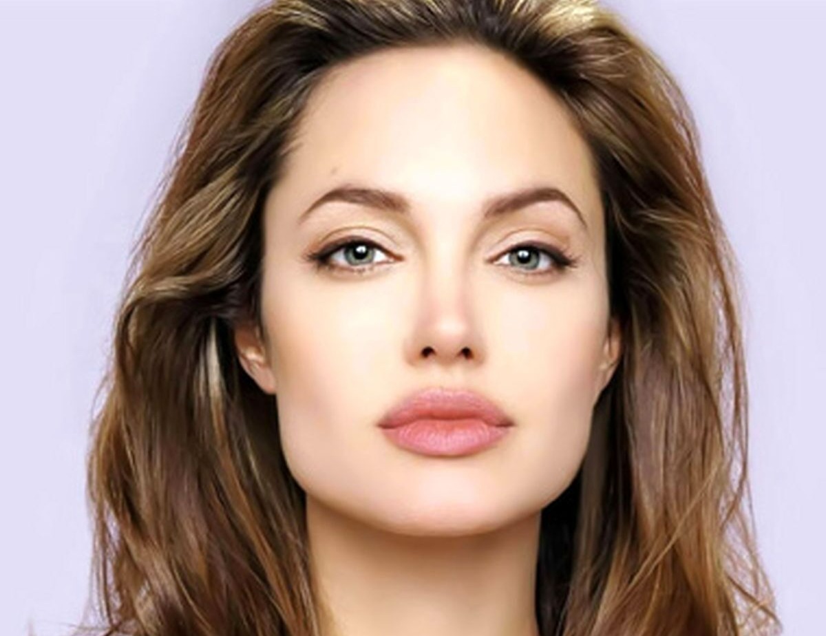 بوتاکس لب در خانه