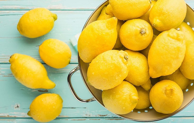 تعدادی لیمو ترش-رفع سیاهی دور چشم