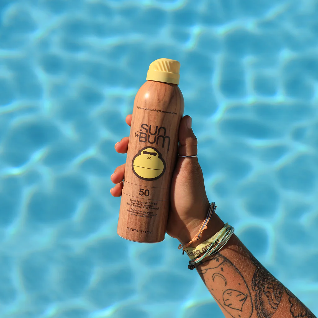 اشتباهات رایج هنگام استفاده از اسپری ضد آفتاب