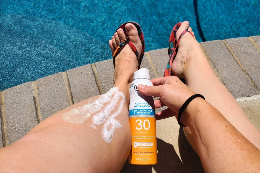 تأثیر اسپری ضد آفتاب در روتین مراقبت پوستی