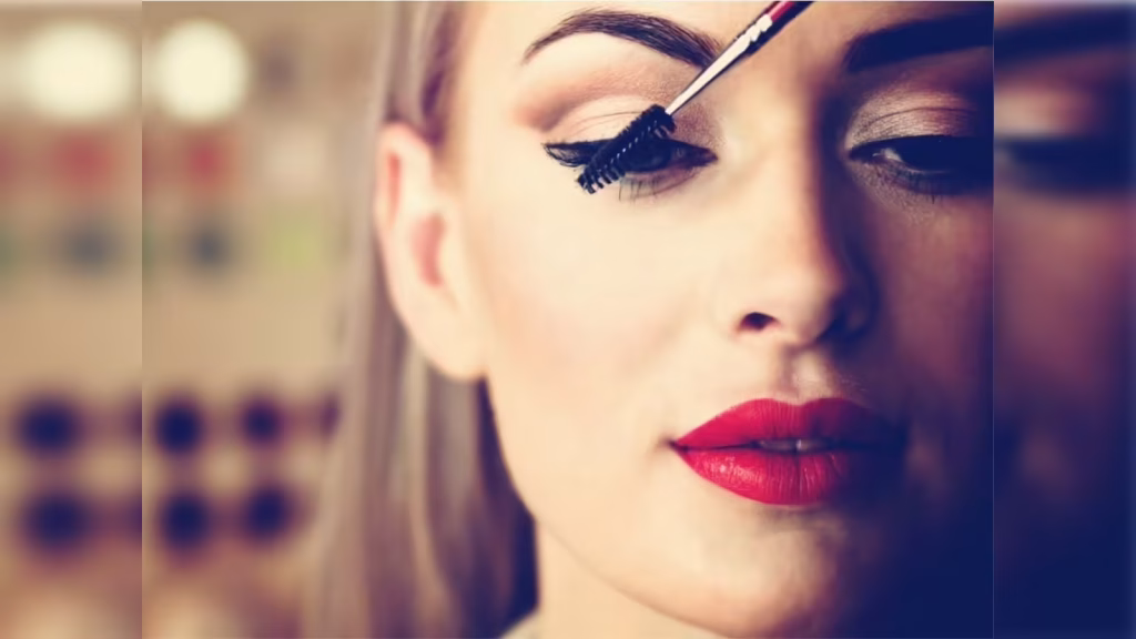 نکات مهم برای جلوگیری از خشک شدن ریمل