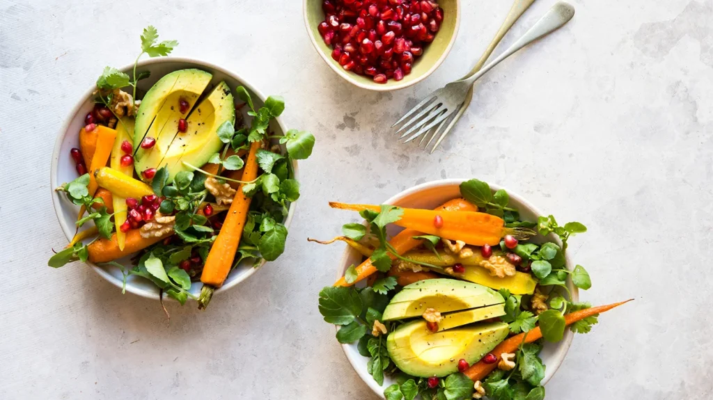 ویتامین‌ها و مواد مغذی کلیدی برای پوست جوان